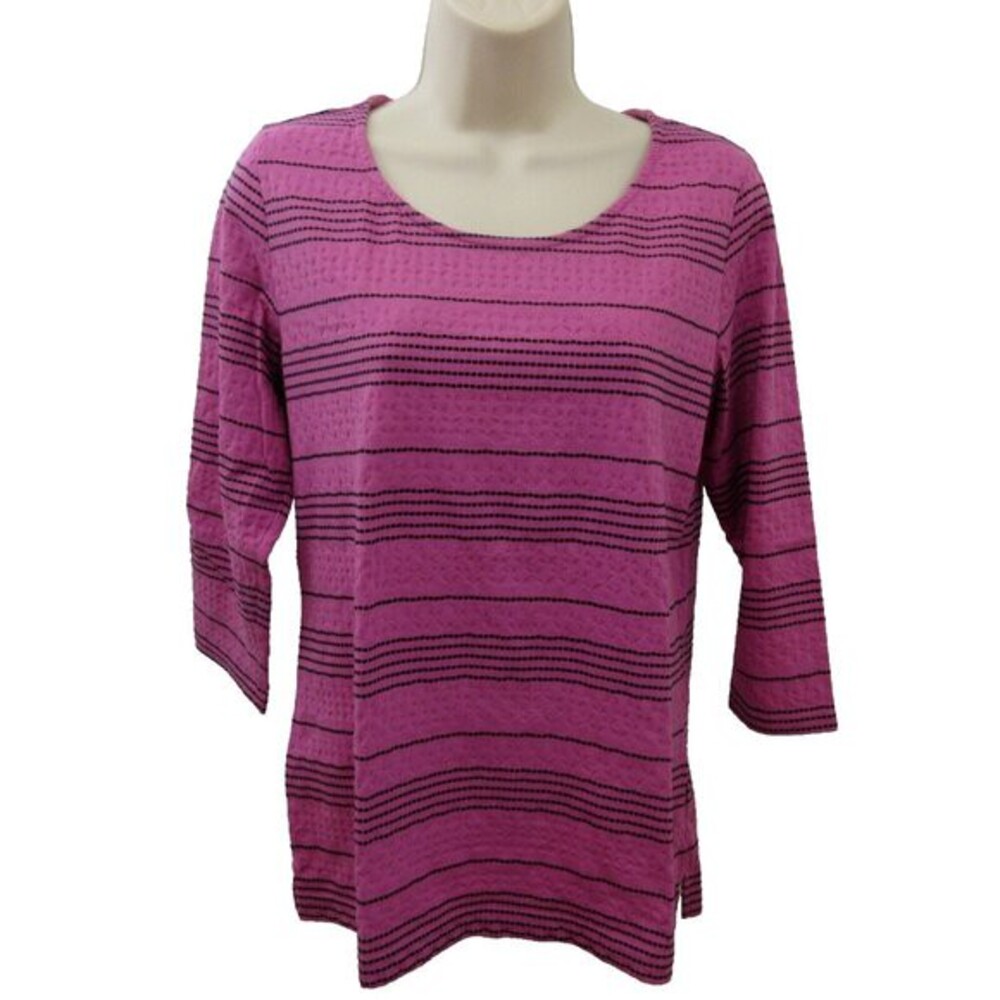 Croft & Barrow Top Size Medium Pink Black Stripe Lightweight Textured 3/4 Sleeve